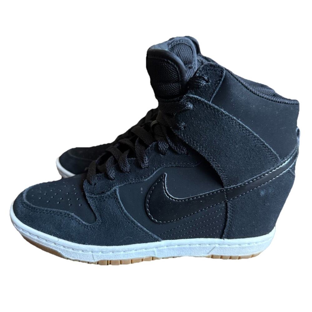 Nike Dunk Sky Hi Wedge Sneakers Black Suede Women’s 7.5 Hidden Heel EUC 2012